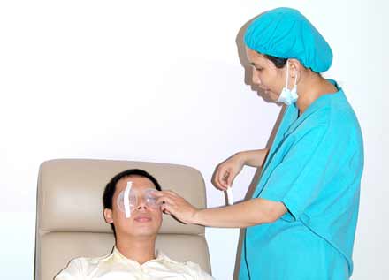 Các lưu ý chăm sóc mắt sau khi phẫu thuật Lasik