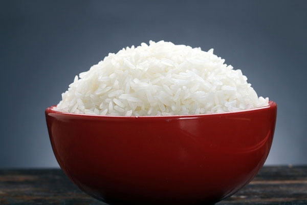 dinhduonghoc.com - Cơm nguội bảo quản trong tủ lạnh giúp giảm cân nhanh?
