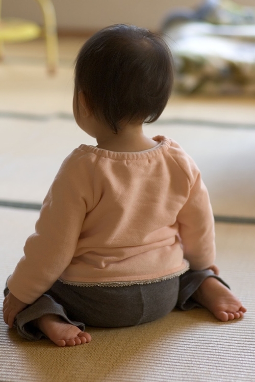 dinhduonghoc.com - cách khắc phục chân vòng kiềng ở trẻ